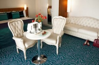 The Harlequin Hotel