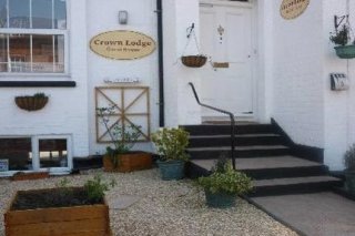 Crown Lodge Guest House