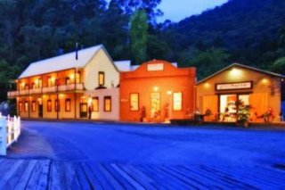 's Star Hotel