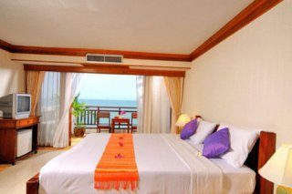 Phala Cliff Beach Resort & Spa