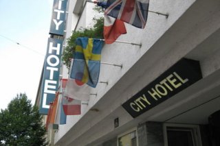 City Hotel