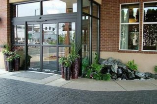 Holiday Inn Express Hotel & Suites -Northwest Downtown