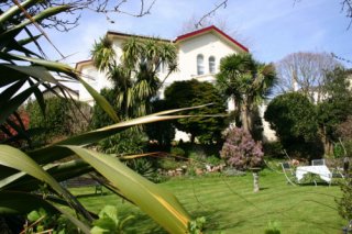 Trafalgar House B & B