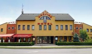 Corvina Hotel-Restaurant