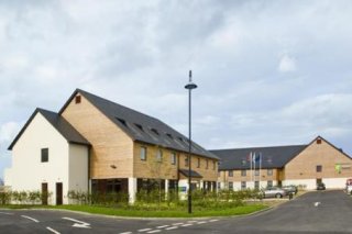 Holiday Inn Express London Downs