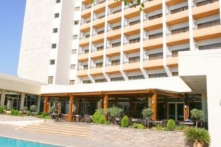 Ajax Hotel