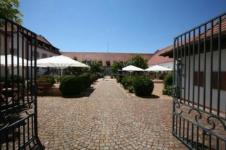 Schloss Reinach