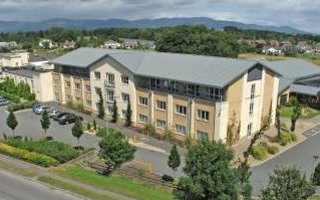 Fairways Hotel & Conference Centre