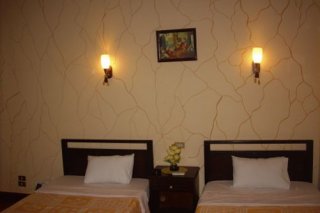 Paradise Hotel