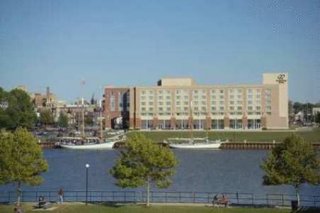 Doubletree Hotel -Riverfront