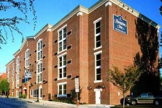 Hampton Inn  Downtown Historic District