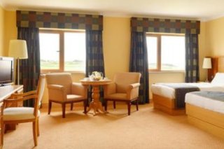 Diamond Coast Hotel