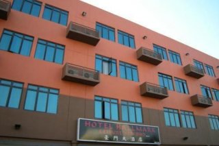 Hallmark Hotel
