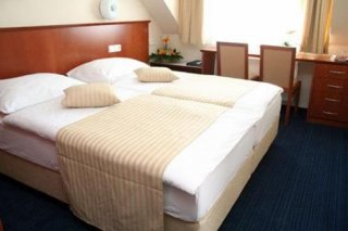 Hotel Hum