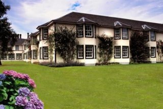 Green Hotel