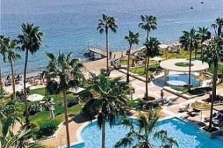 Le Meridien  All-Suite Hotel