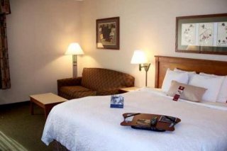 Hampton Inn Boston/