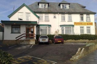Central Hotel Golders Green