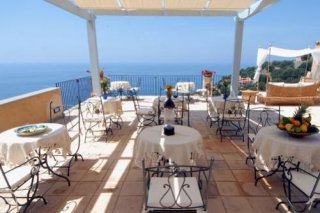 Marulivo Hotel