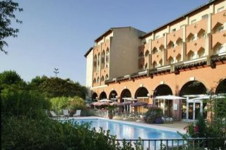 Novotel  Centre