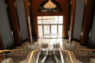 Days Hotel