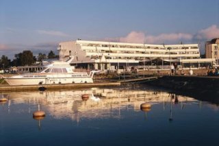 Strand Hotell