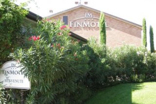 Fin Motel