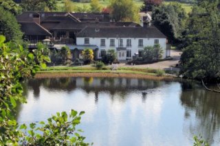 Best Western  Pond Hotel