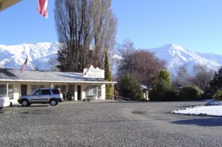 Alpine Motel Apartments