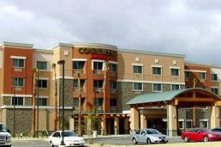 Courtyard by Marriott  West