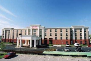 Hampton Inn & Suites Cincinnati-Union Centre