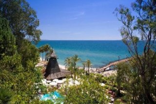 Club Hotel · Golf Resort & Spa