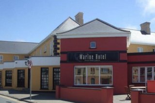 Marine Hotel