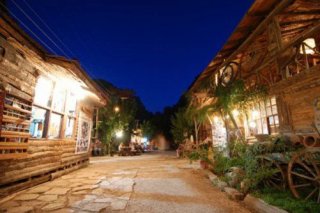 Kadir's Top Tree Houses