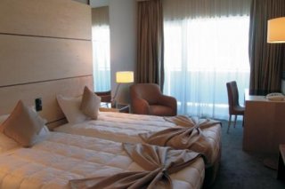 Vip Executive Azores Hotel