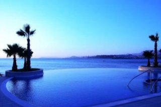 Le Meridien Lav Split