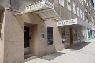Hotel Cyrus