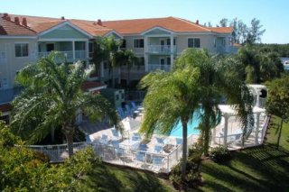 Doubletree Guest Suites Naples