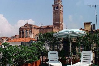 Hotel Pantalon