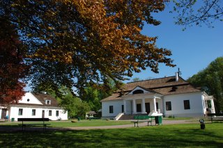 Centrum Kultury Dworek Białoprądnicki