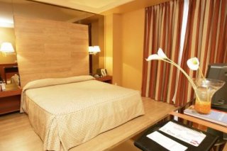 Hotel Puerta de