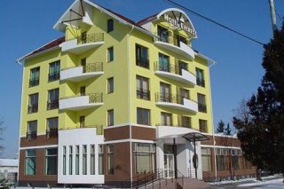 Hotel Everest