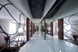 Hotel Metropolis
