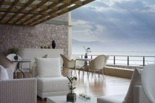 Amphitryon Hotel