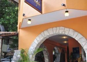 Moongate Hotel