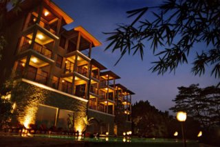 Randholee Luxury Resort