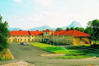 Raisi Hotell