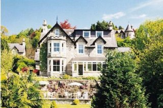 Tigh Na Cloich Hotel