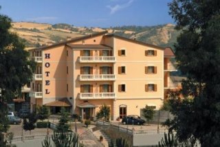 Hotel Villa Del Lago