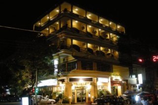 Trasak Pa-Em Hotel & Restaurant